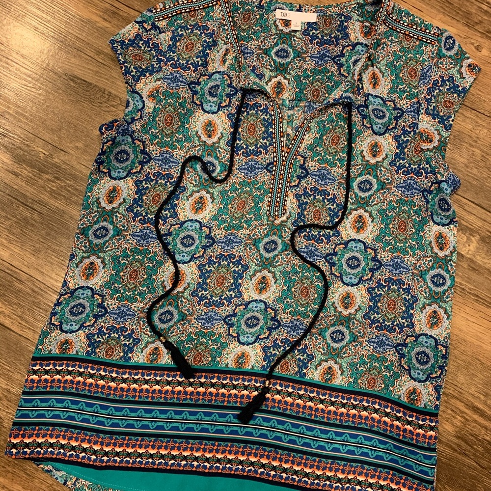 DR2 Short Sleeve Blouse